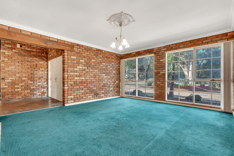 6 Queensferry Place, GREENVALE, VIC 3059