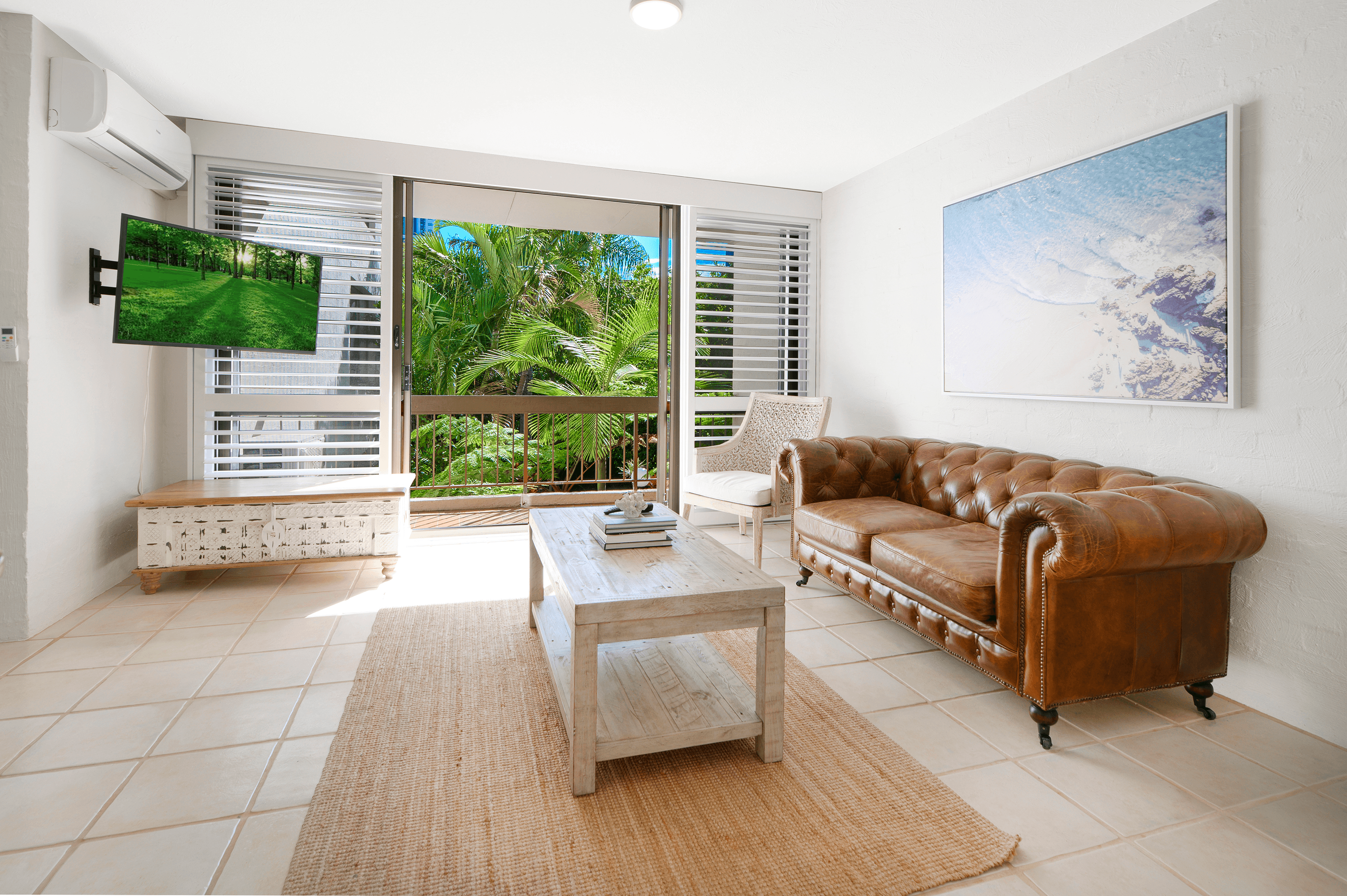 6/13 Federation Avenue, BROADBEACH, QLD 4218