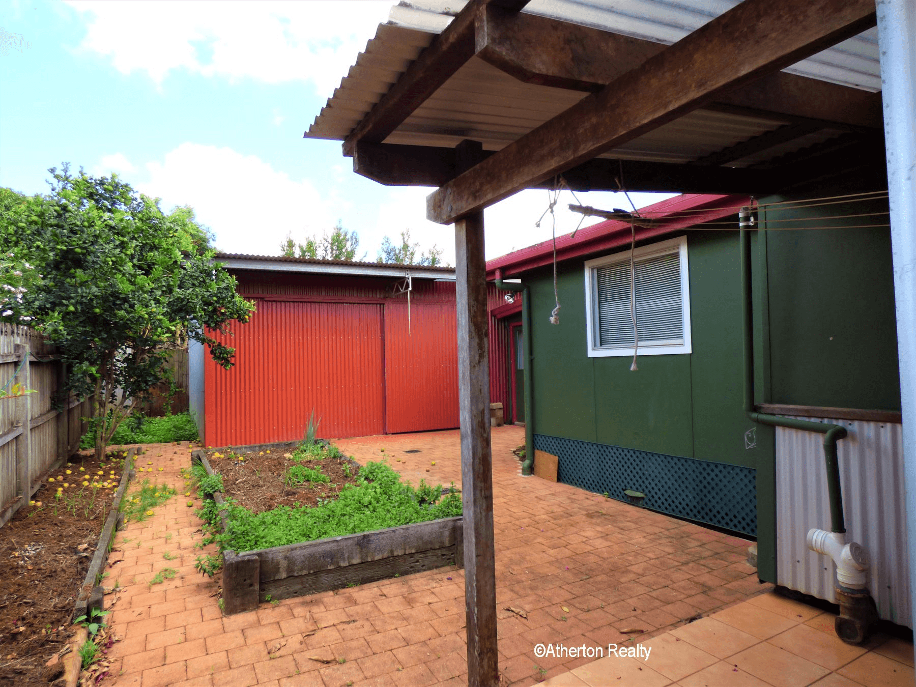 27 Golf Links Road, ATHERTON, QLD 4883