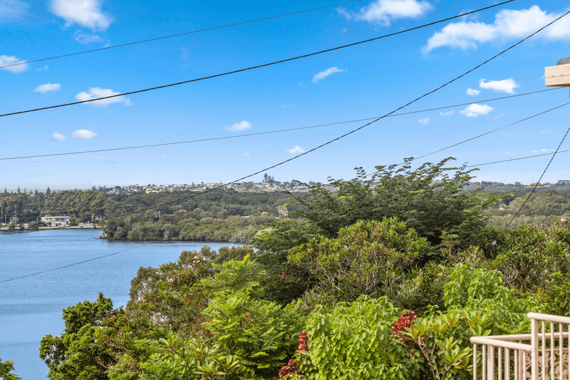 5B Clifford Crescent, BANORA POINT, NSW 2486