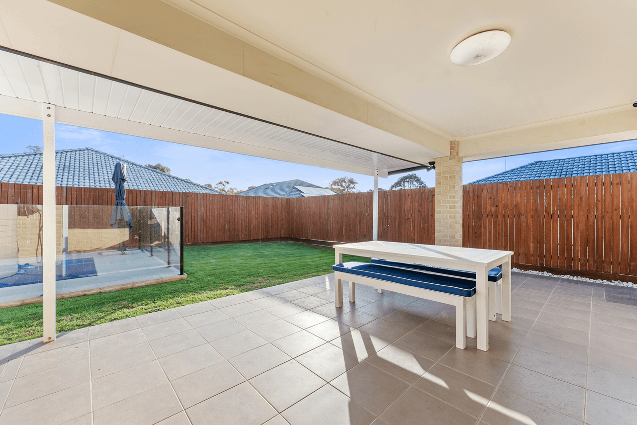 3 Chalk Circuit, NORTH LAKES, QLD 4509