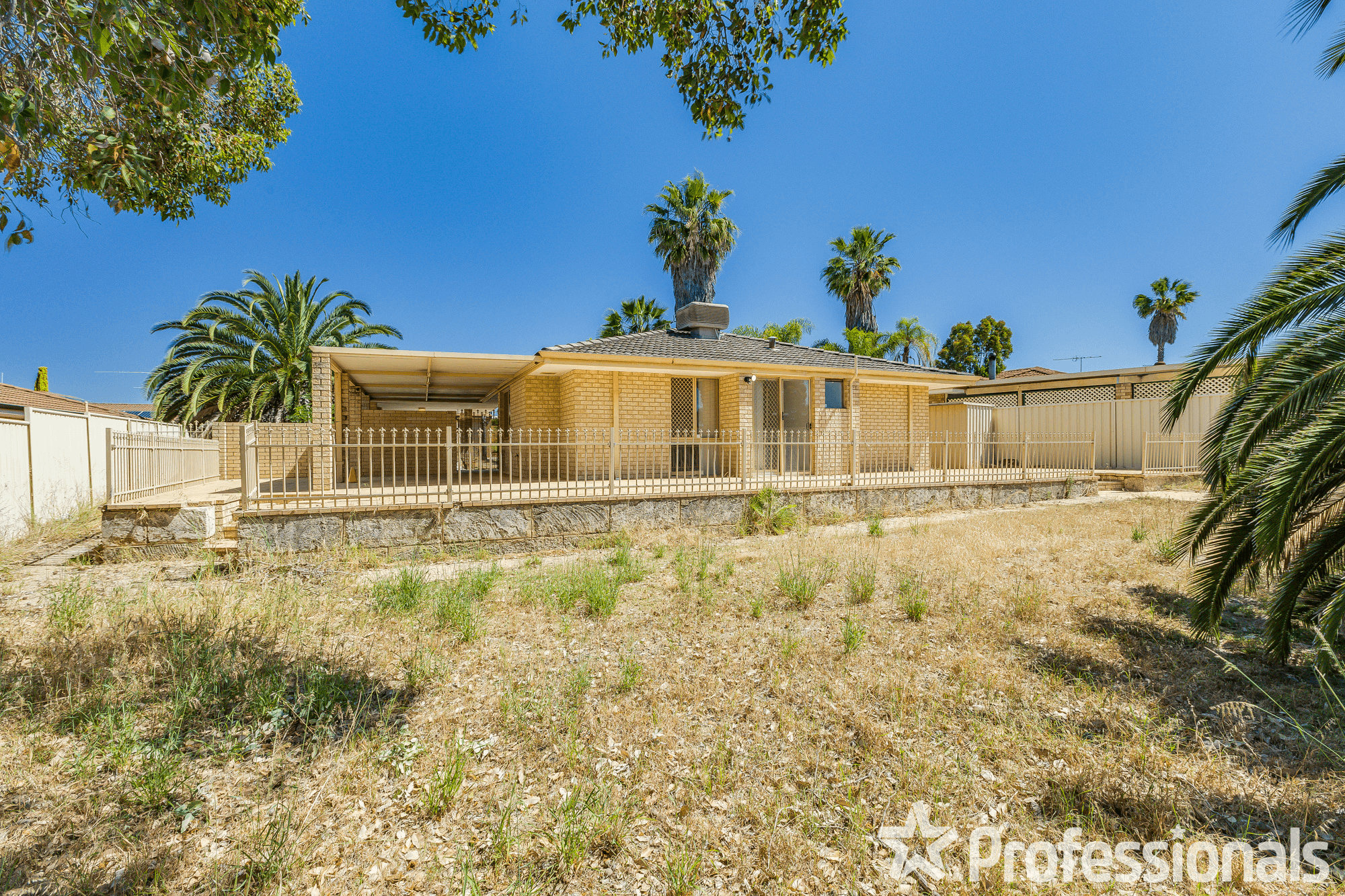 8 Dotterel Trail, BALLAJURA, WA 6066