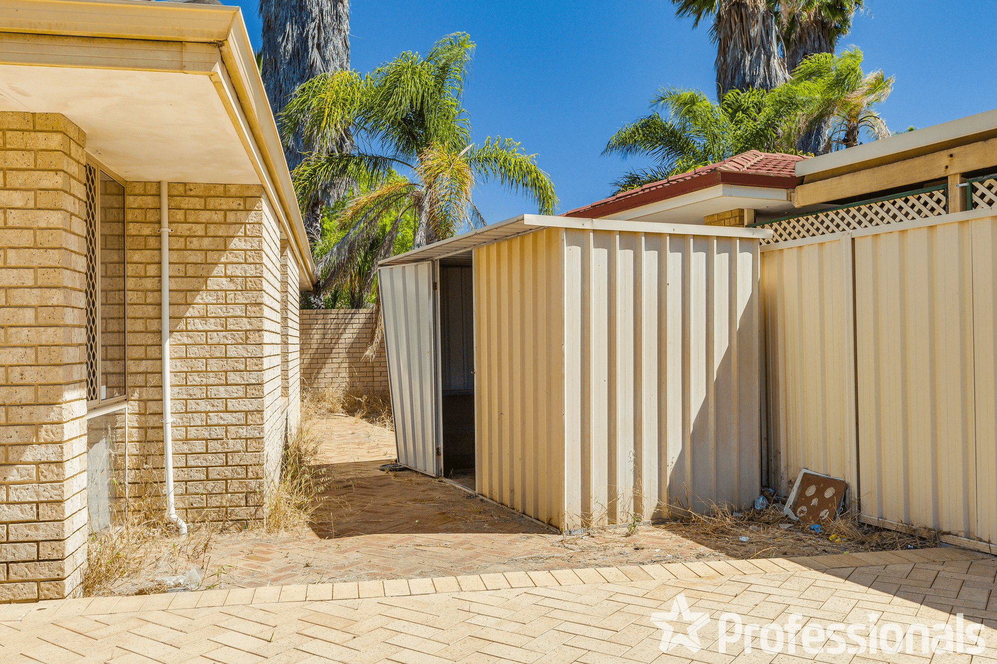 8 Dotterel Trail, BALLAJURA, WA 6066