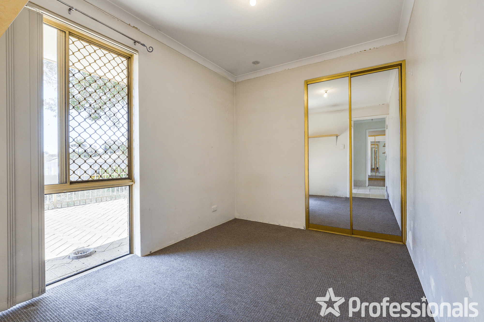 8 Dotterel Trail, BALLAJURA, WA 6066