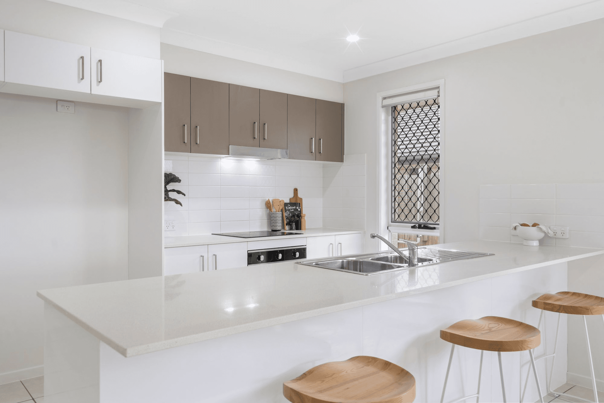 33 Isla Street, PARK RIDGE, QLD 4125
