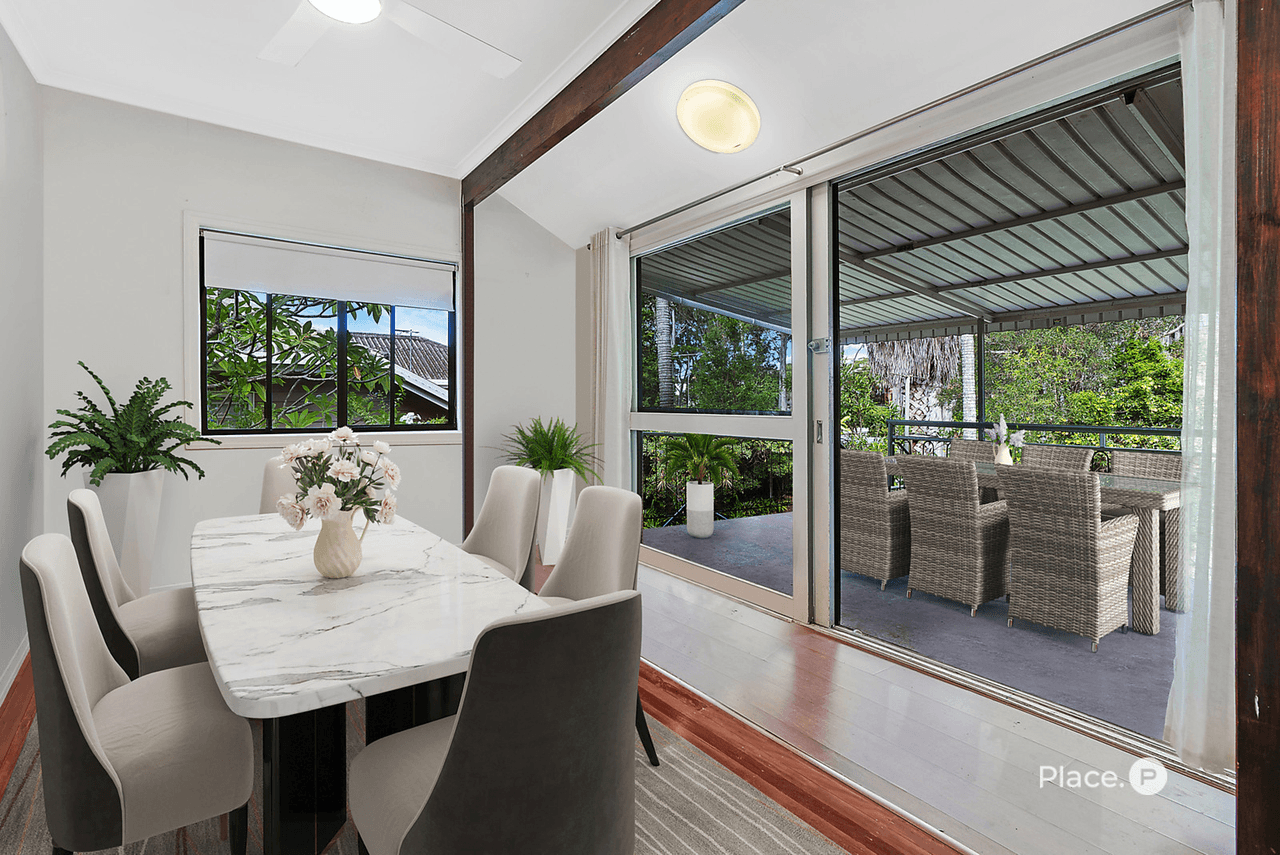 30 Canopus Street, Coorparoo, QLD 4151