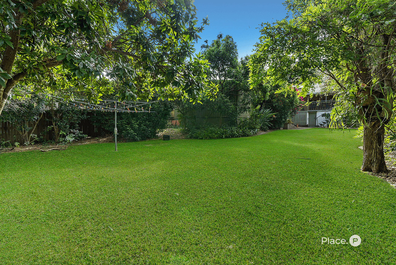 30 Canopus Street, Coorparoo, QLD 4151