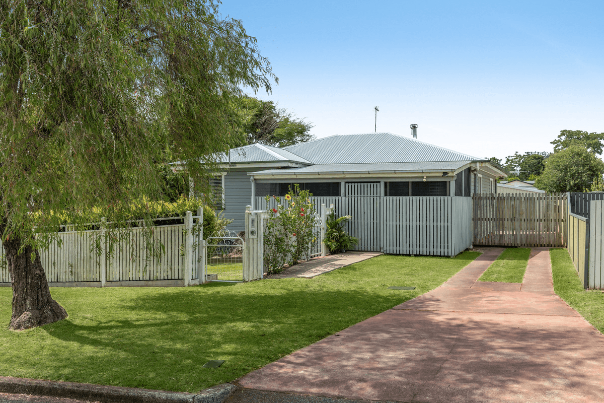 17 Mallon Street, Rangeville, QLD 4350