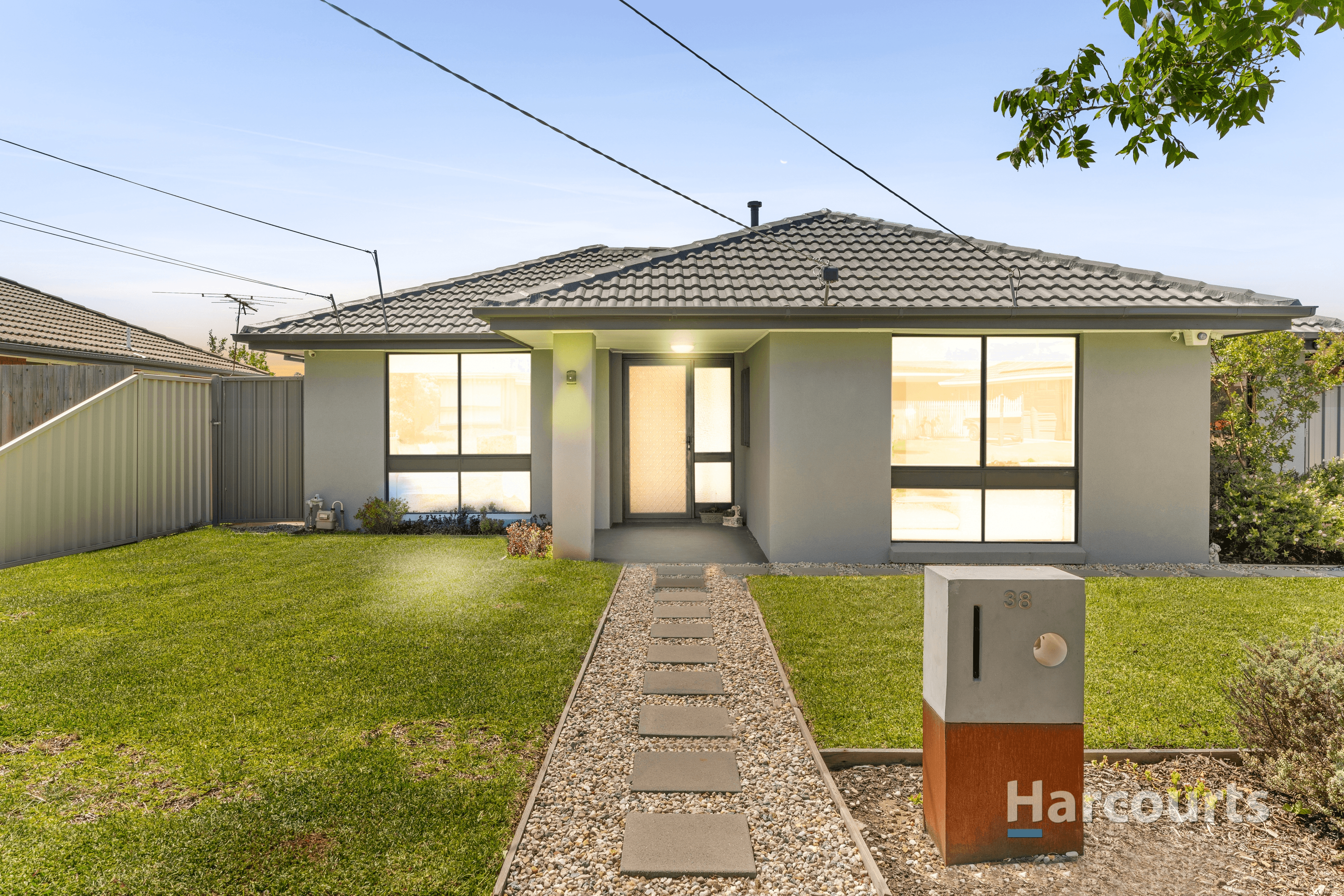 38 Concord Circuit, Albanvale, VIC 3021