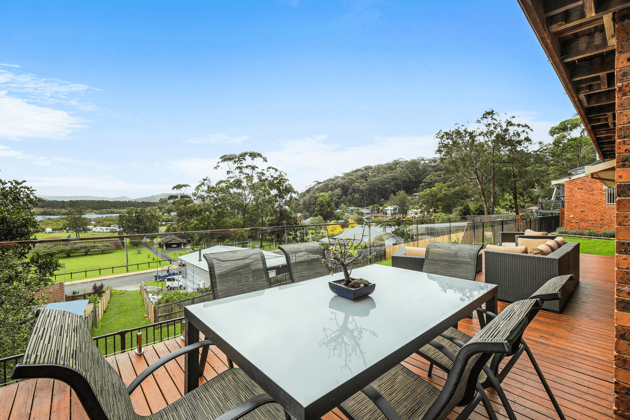 24 Treeview Place, SARATOGA, NSW 2251