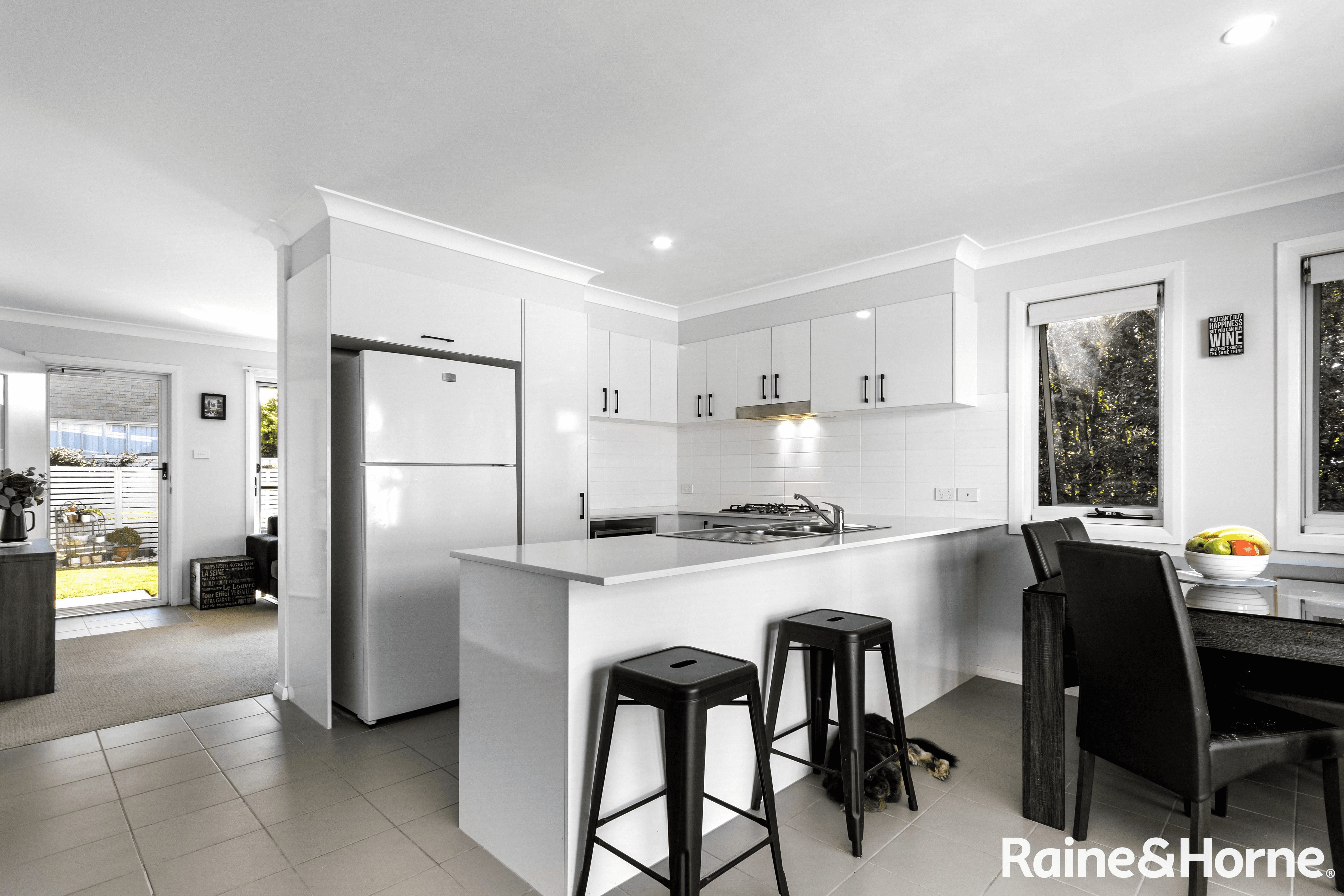 16/247 Warners Bay Road, MOUNT HUTTON, NSW 2290