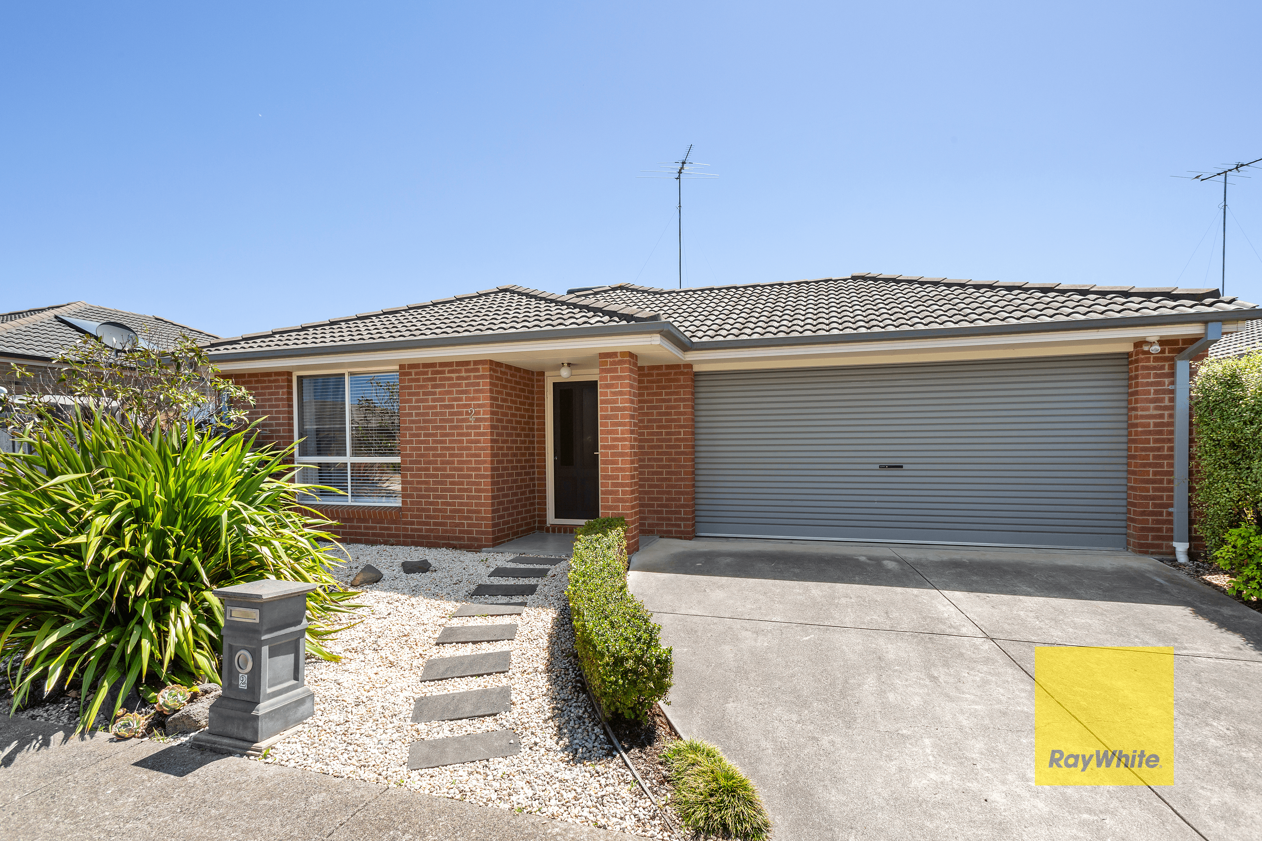 2 Balblair Drive, GROVEDALE, VIC 3216