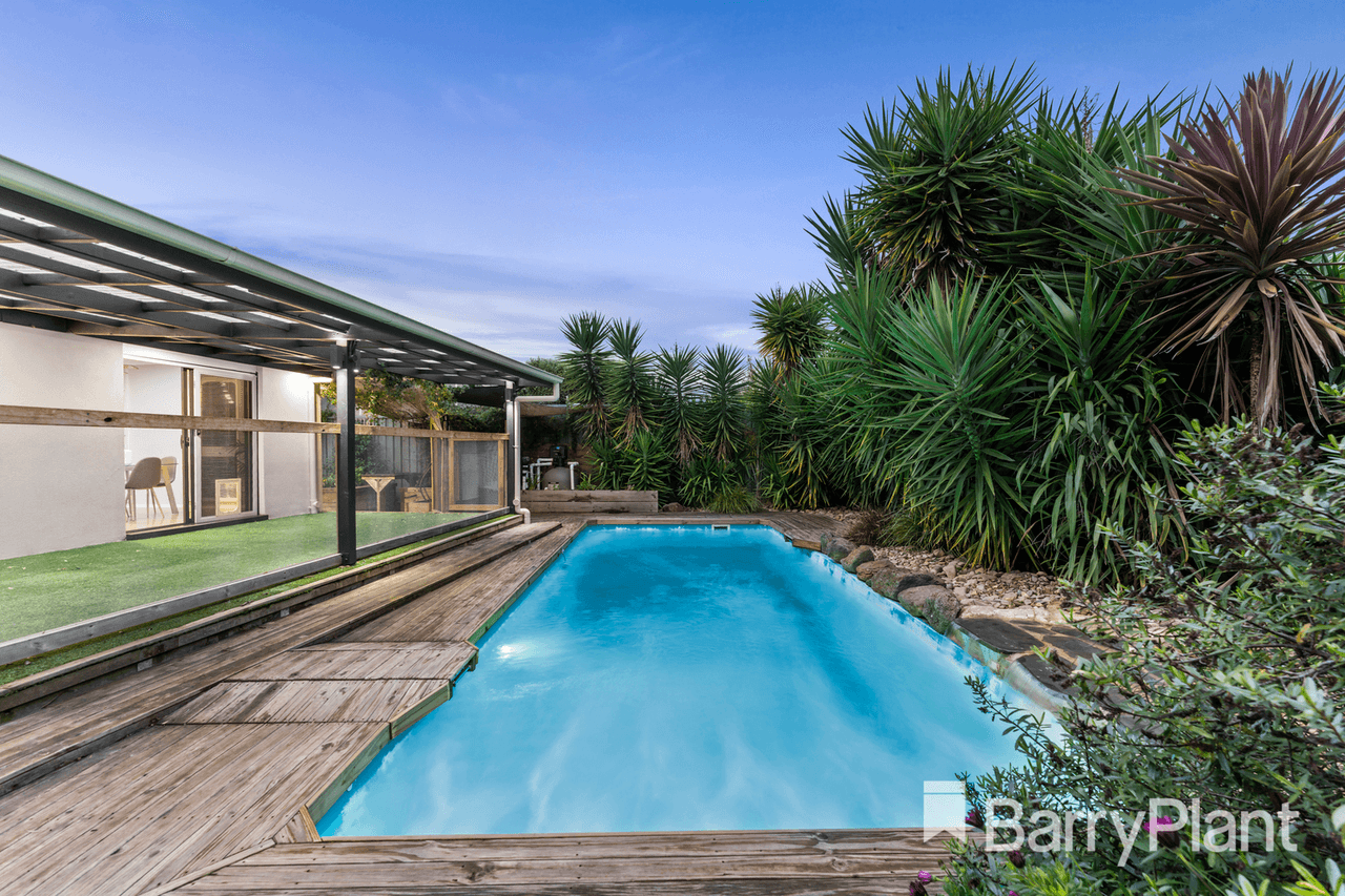 8 Shelley Avenue, Bundoora, VIC 3083