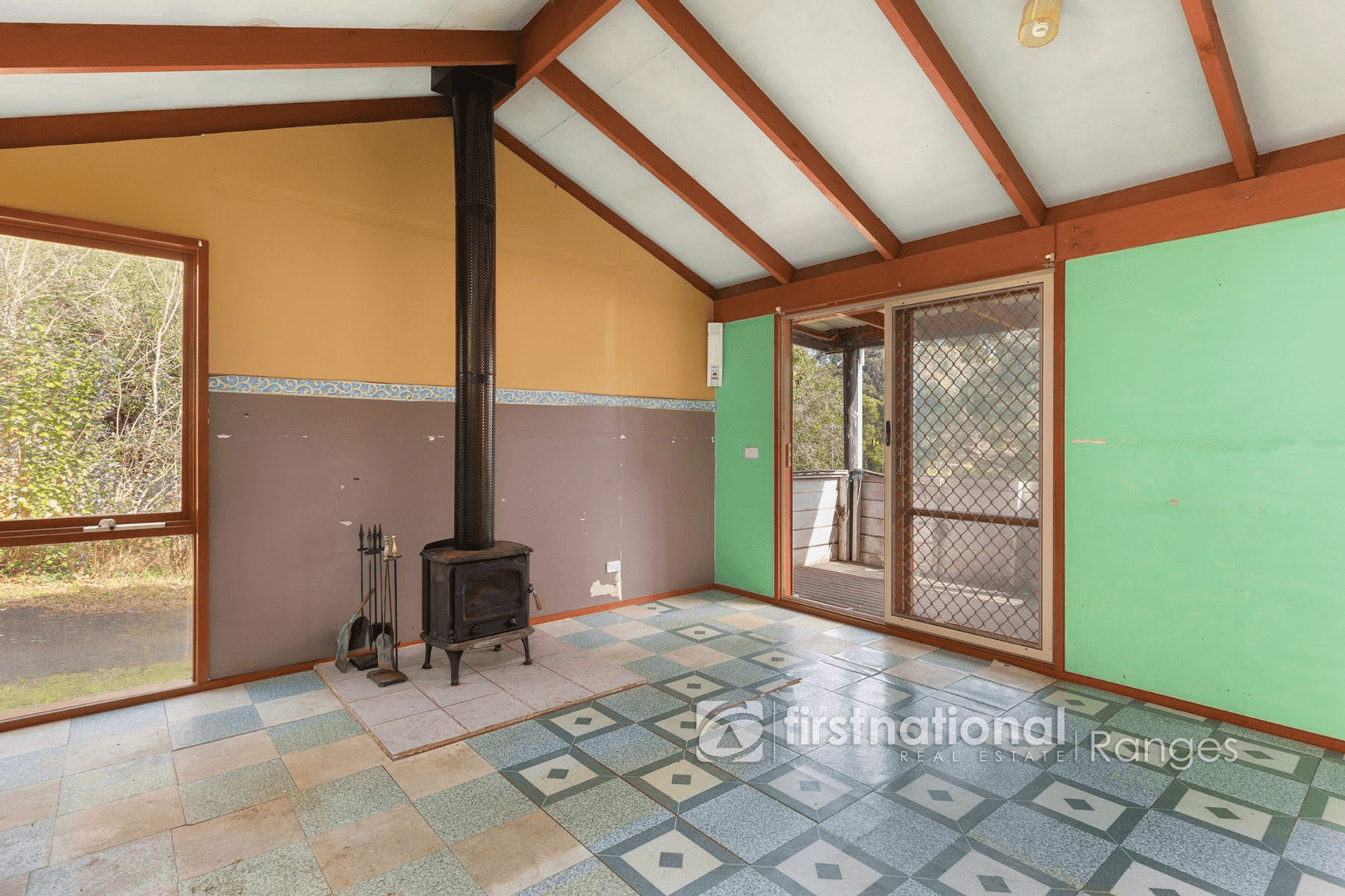 70 Woori Yallock Road, COCKATOO, VIC 3781