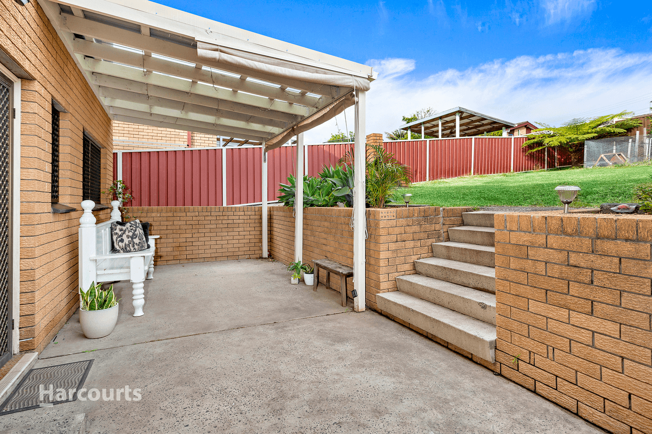 22 Denison Avenue, BARRACK HEIGHTS, NSW 2528