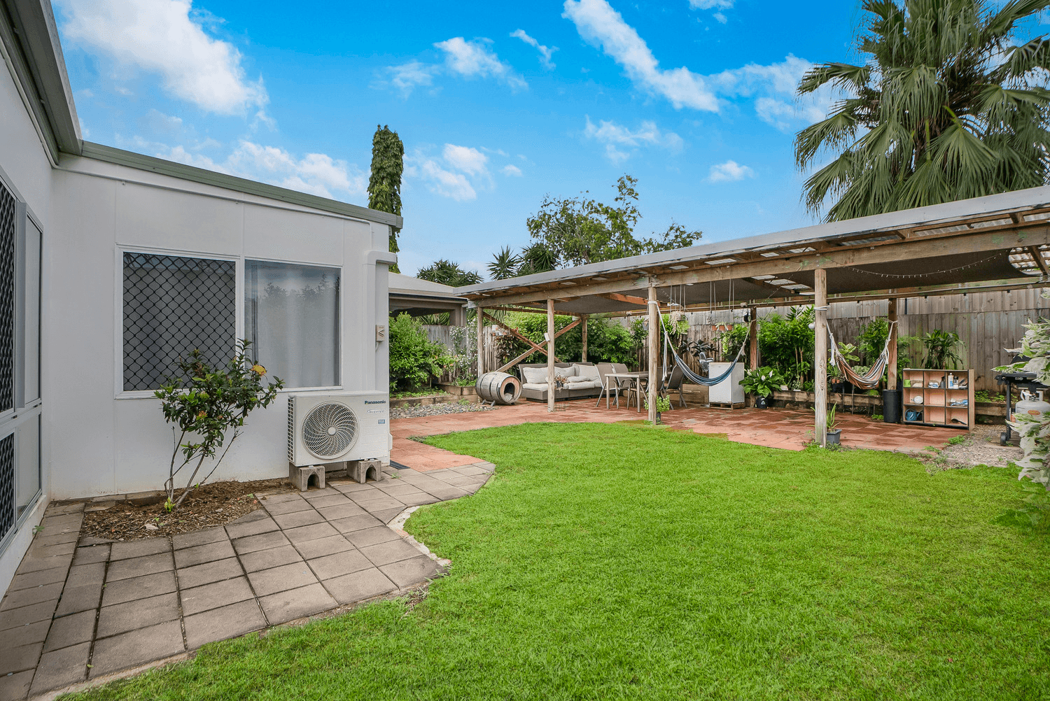 6 Moore Road, Kewarra Beach, QLD 4879