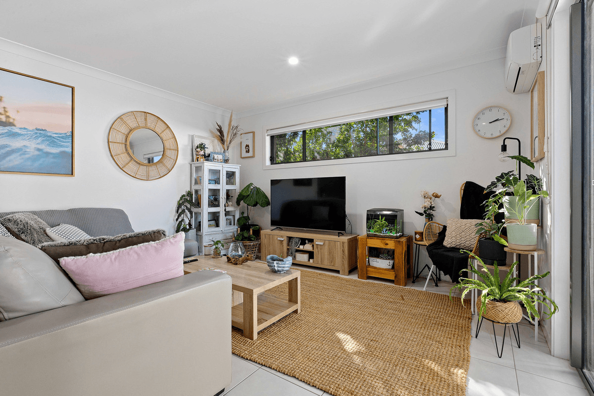 1/47-49 Holland Crescent, CAPALABA, QLD 4157