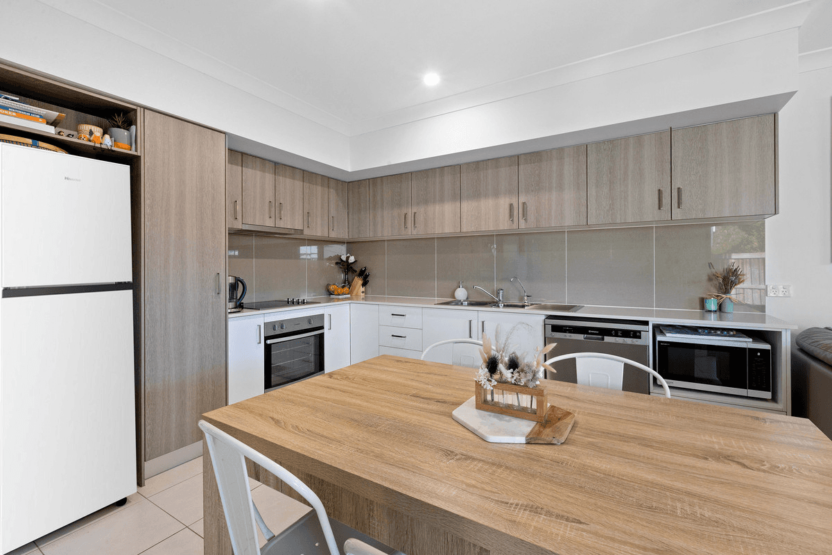 1/47-49 Holland Crescent, CAPALABA, QLD 4157