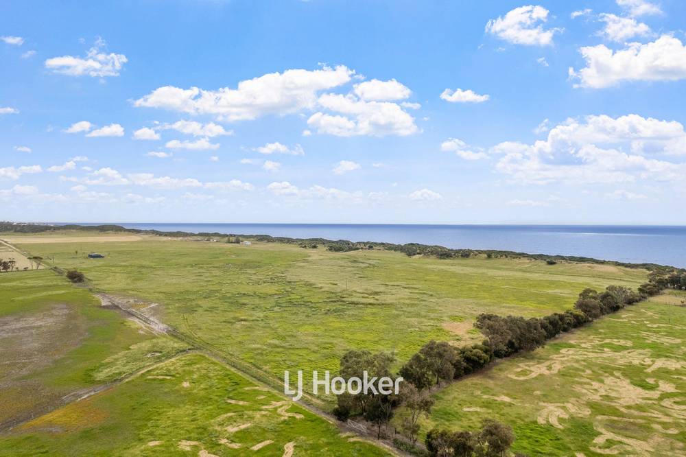Edwards Road, Stirling Estate, WA 6271
