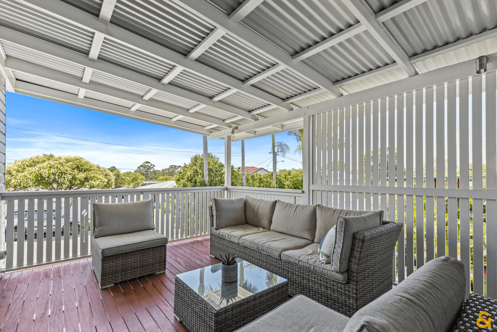 26 Bushing Street, WYNNUM WEST, QLD 4178