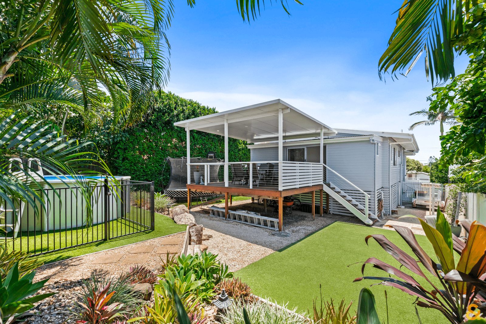 26 Bushing Street, WYNNUM WEST, QLD 4178