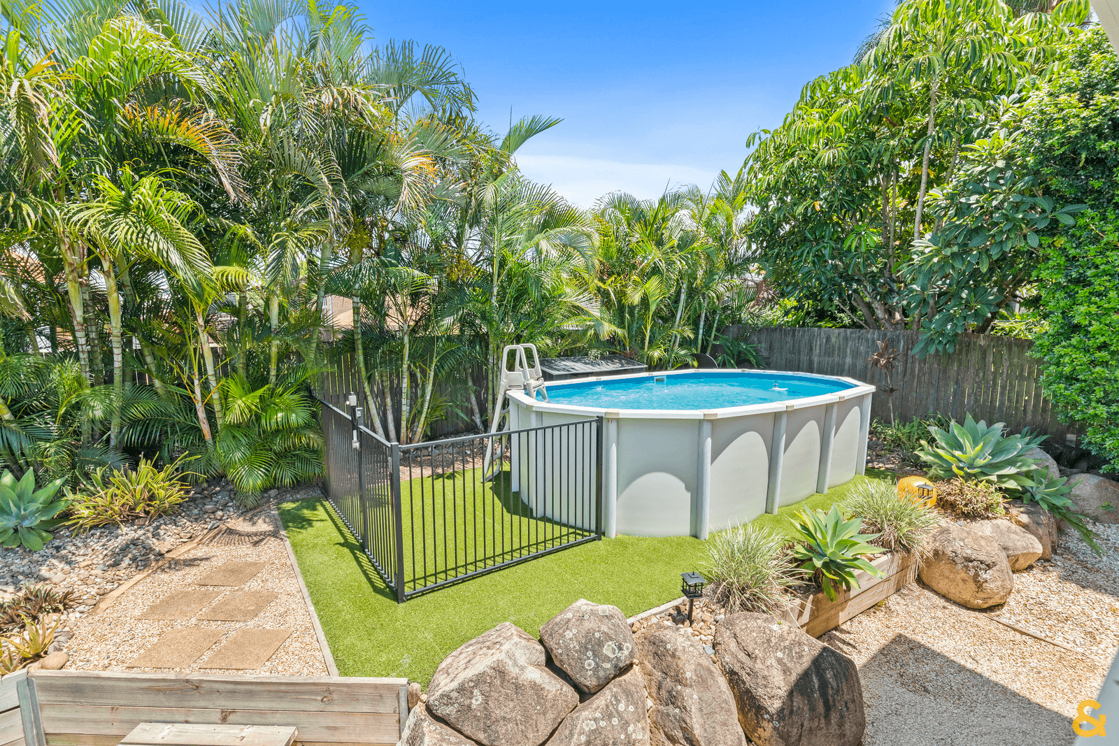 26 Bushing Street, WYNNUM WEST, QLD 4178