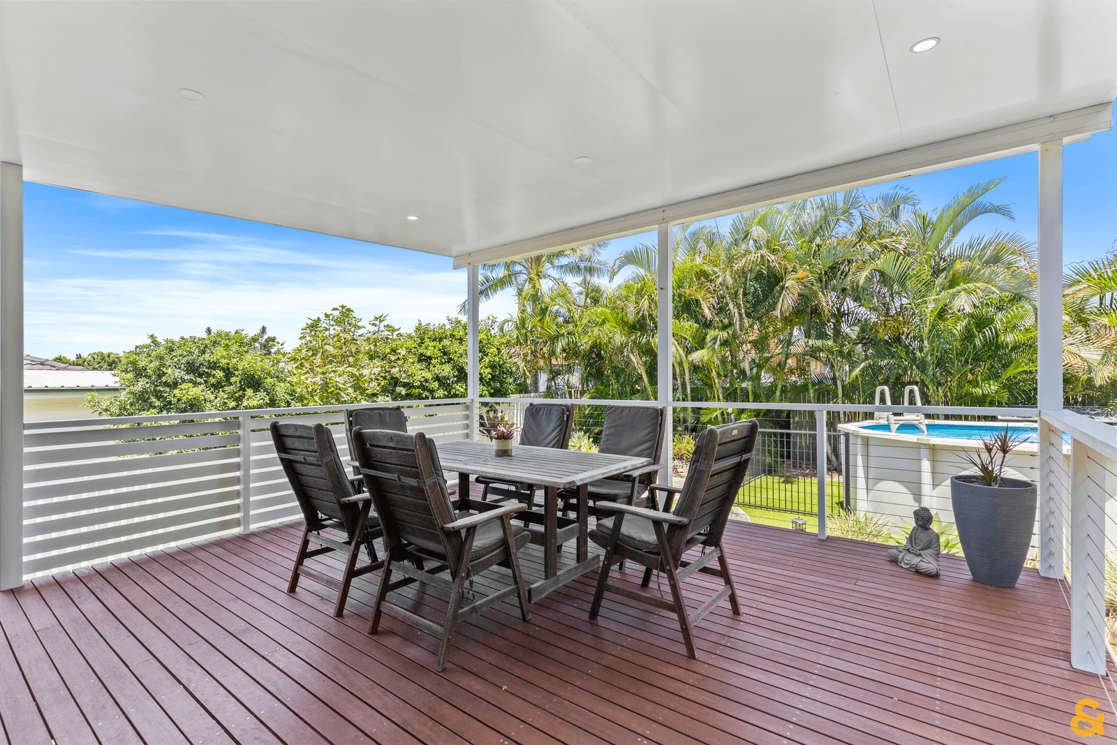 26 Bushing Street, WYNNUM WEST, QLD 4178