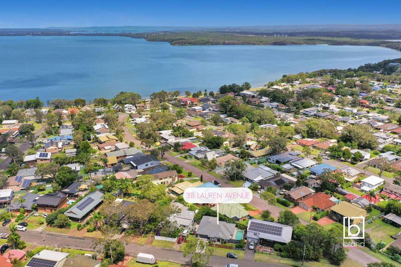 38 Lauren Avenue, LAKE MUNMORAH, NSW 2259