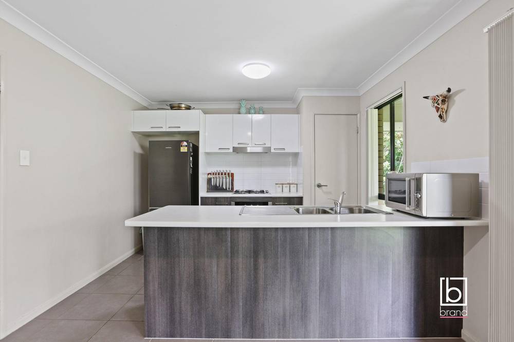 38 Lauren Avenue, LAKE MUNMORAH, NSW 2259