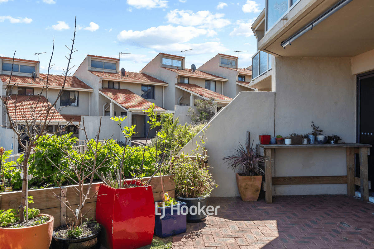 25/13 Upper Esplanade, Bunbury, WA 6230