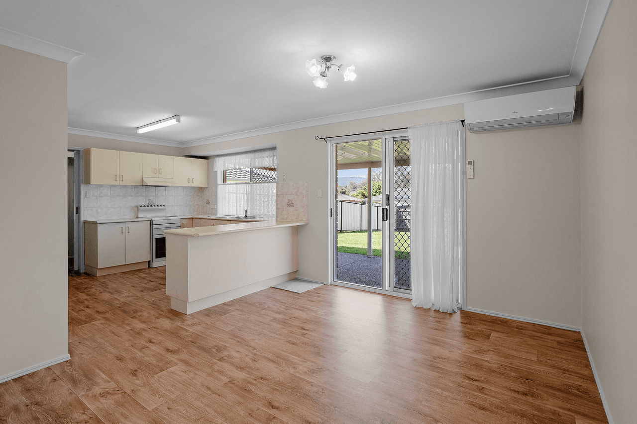 32 Holly Cres, Windaroo, QLD 4207