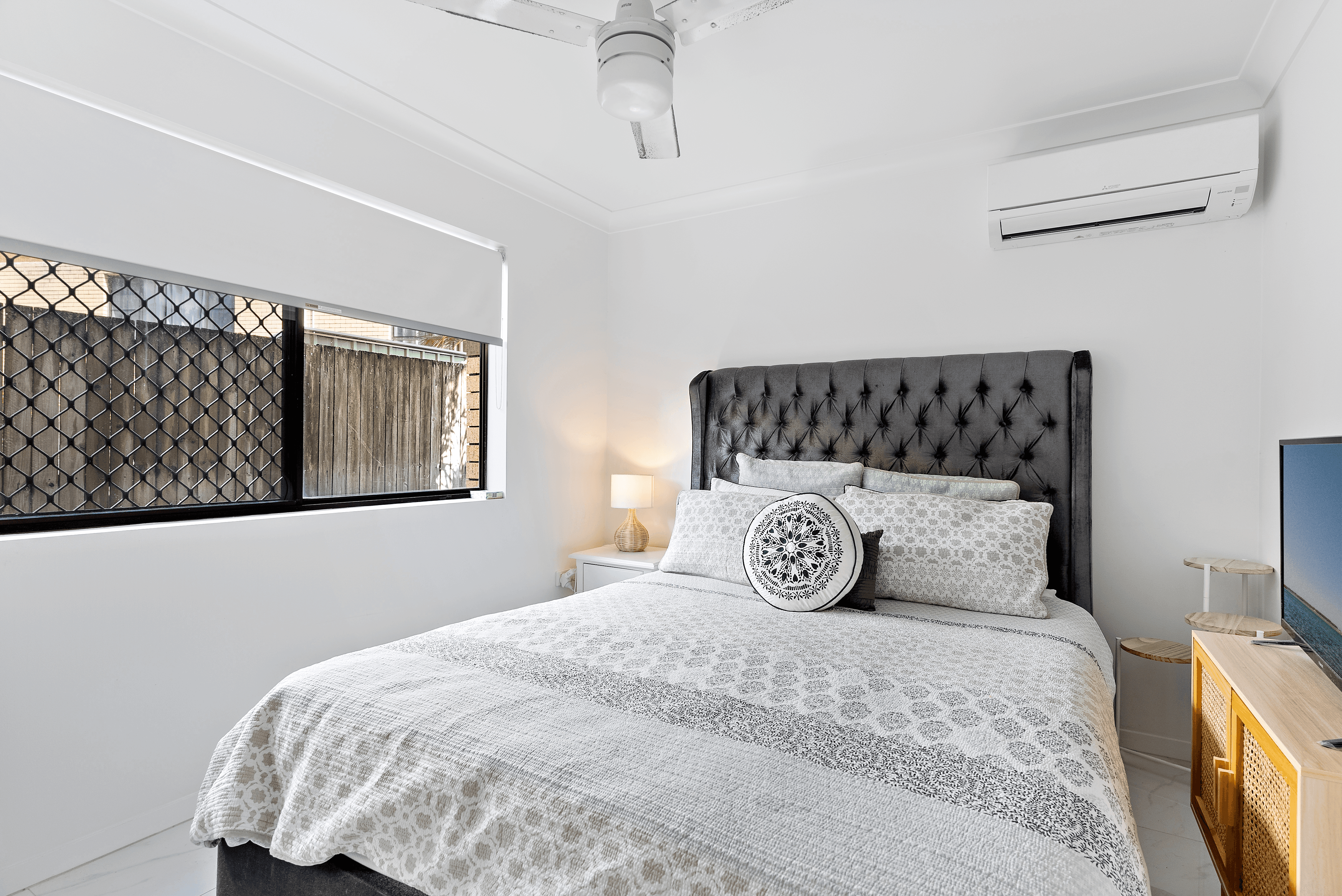 1/5 Bahlaka Street, MOOLOOLABA, QLD 4557