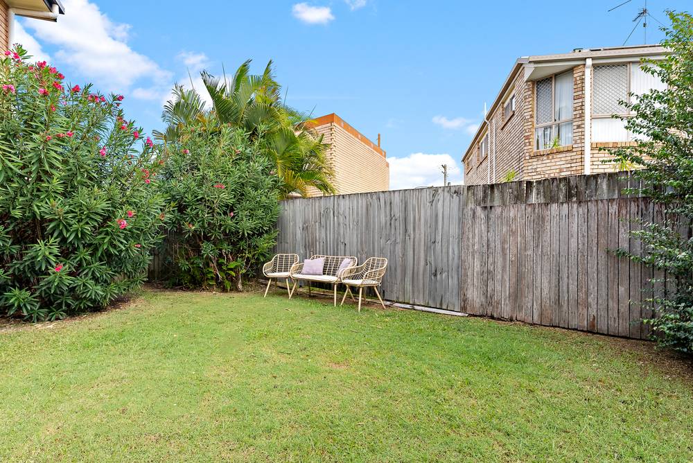 1/5 Bahlaka Street, MOOLOOLABA, QLD 4557