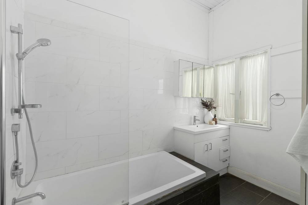 224 Days Road, GRANGE, QLD 4051