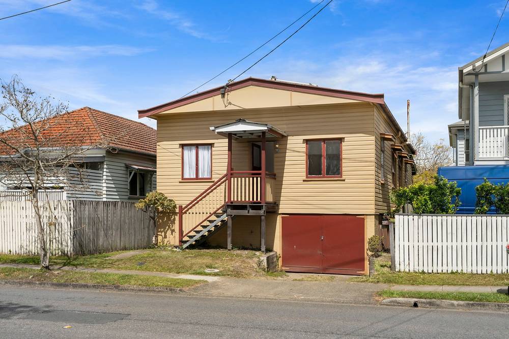 224 Days Road, GRANGE, QLD 4051