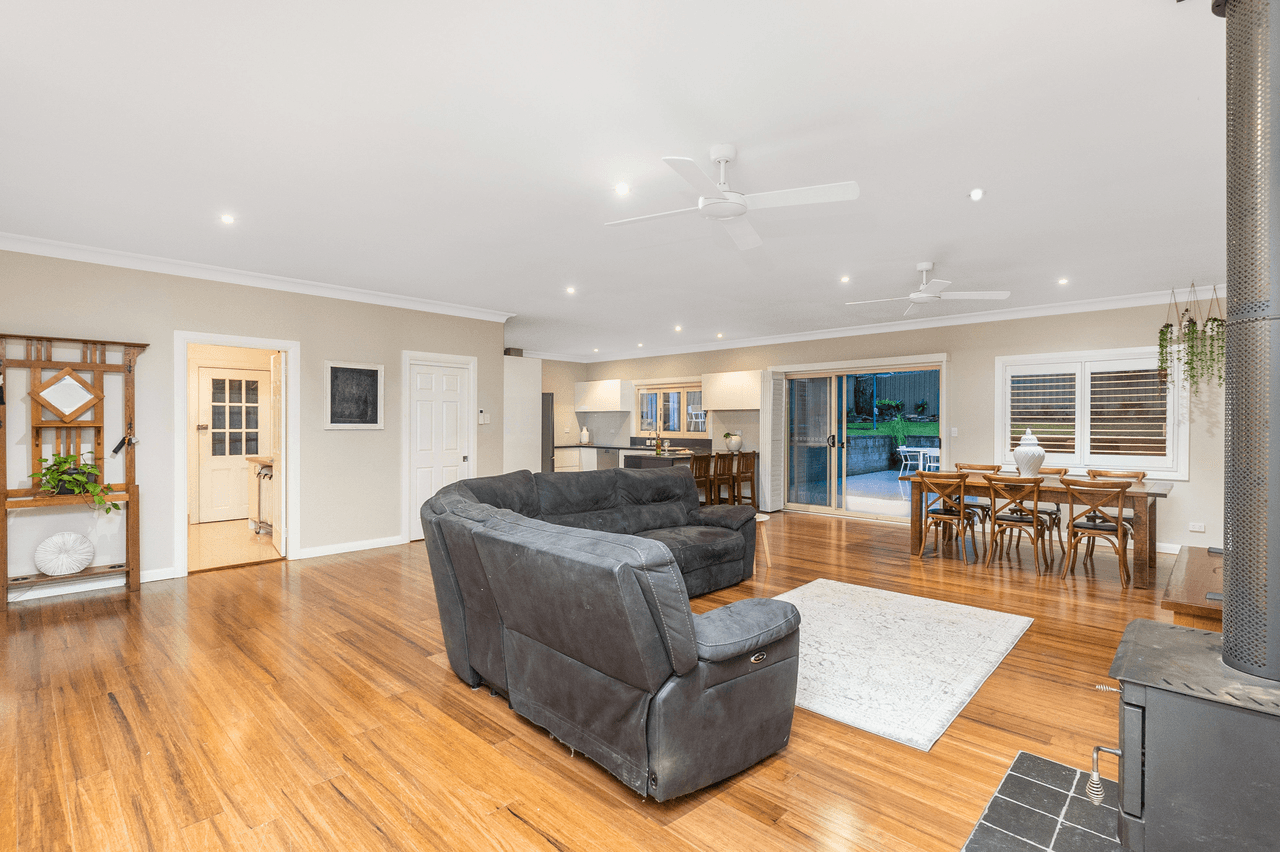 11 Greenwood Road, KELLYVILLE, NSW 2155