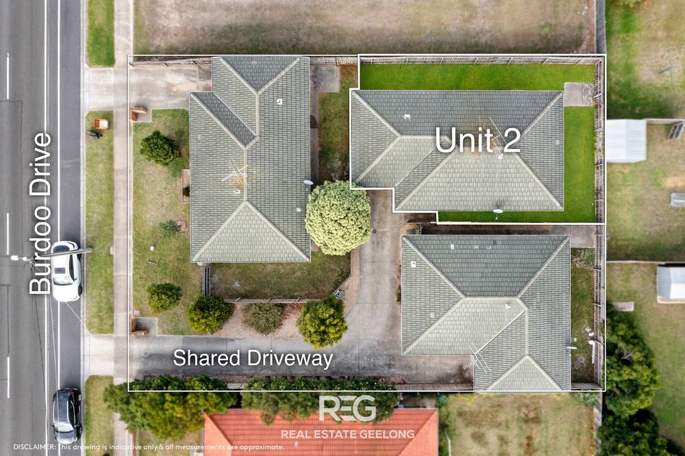 2/30 Burdoo Drive, GROVEDALE, VIC 3216