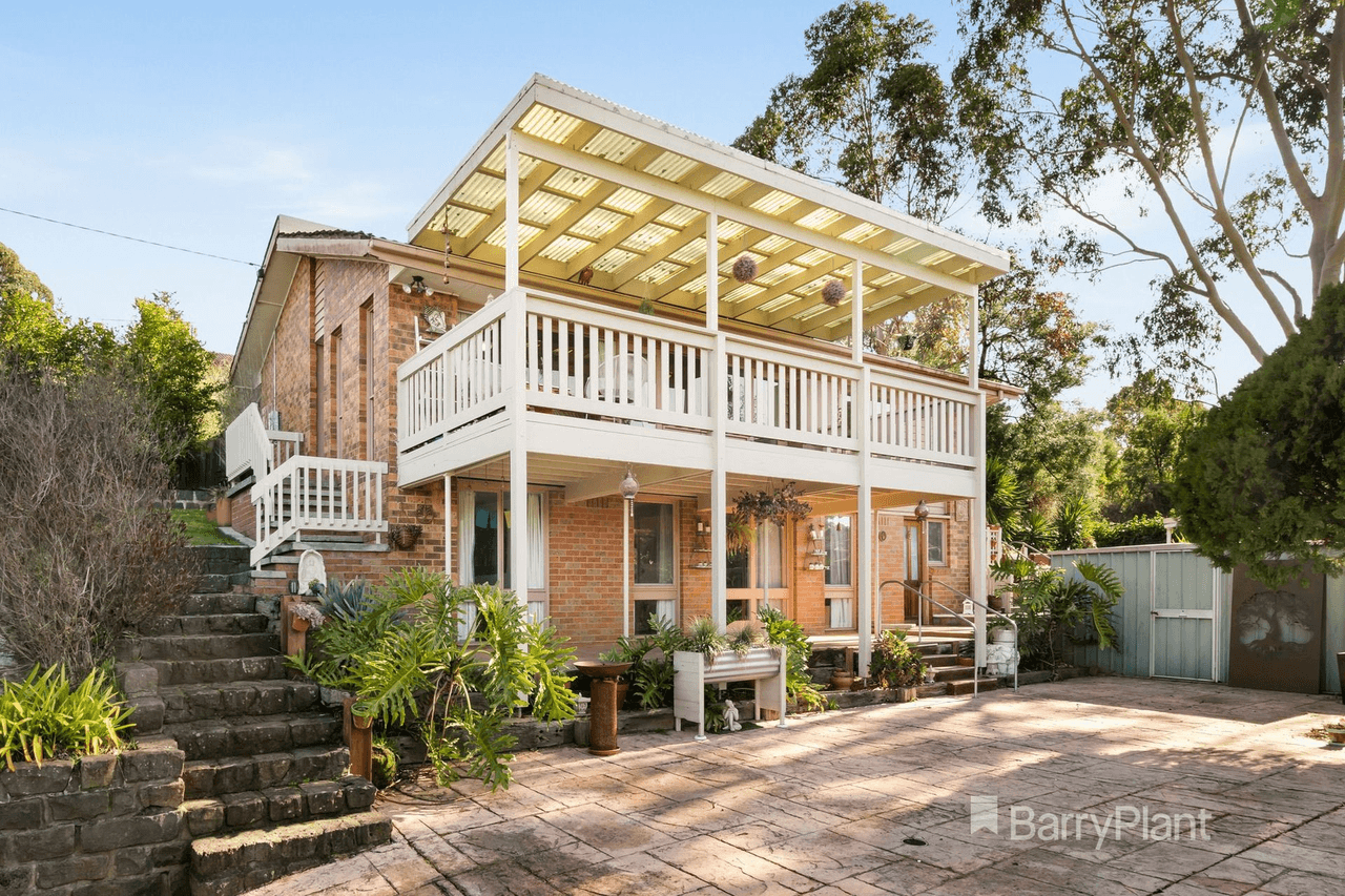 9 Koonawarra Way, Diamond Creek, VIC 3089