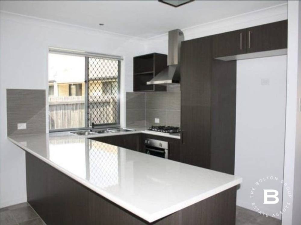 2/16 Justin Lemberg Court, Goodna, QLD 4300