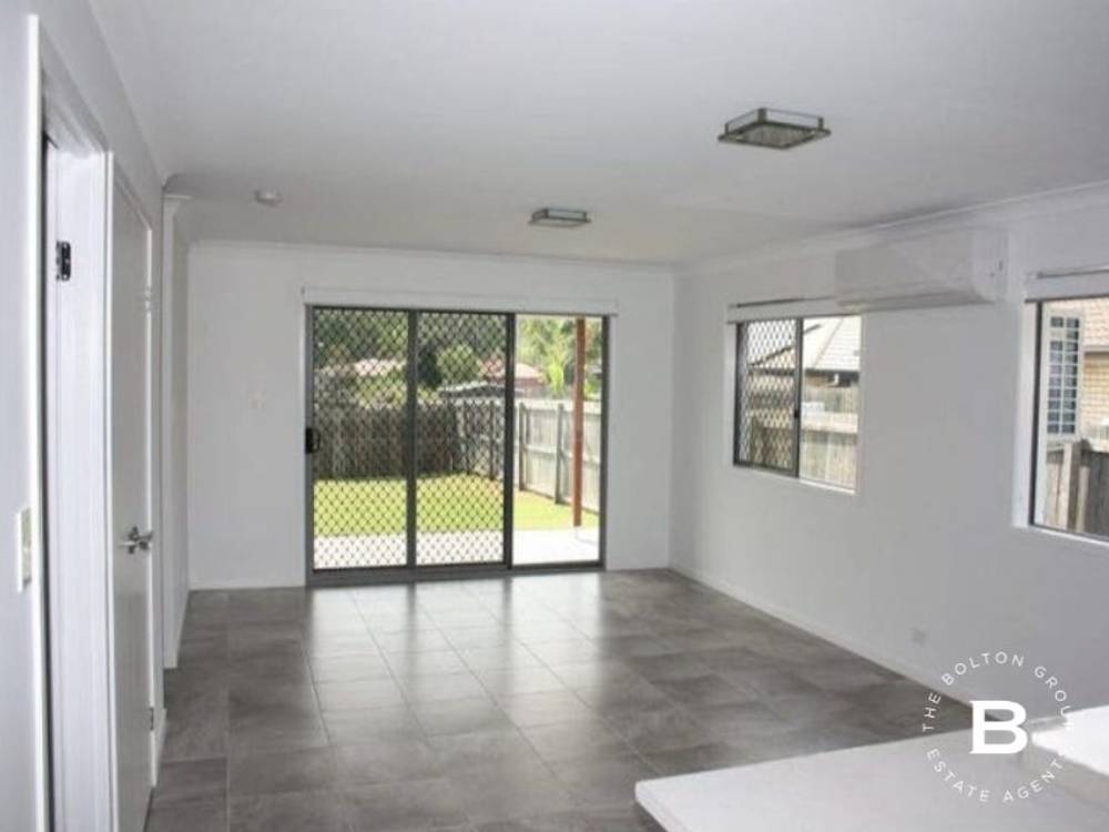 2/16 Justin Lemberg Court, Goodna, QLD 4300