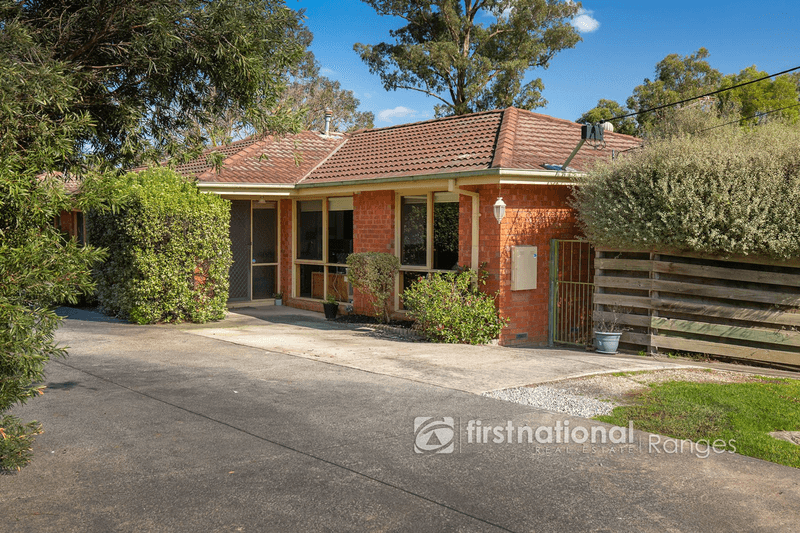 1/4 Veronica Street, FERNTREE GULLY, VIC 3156