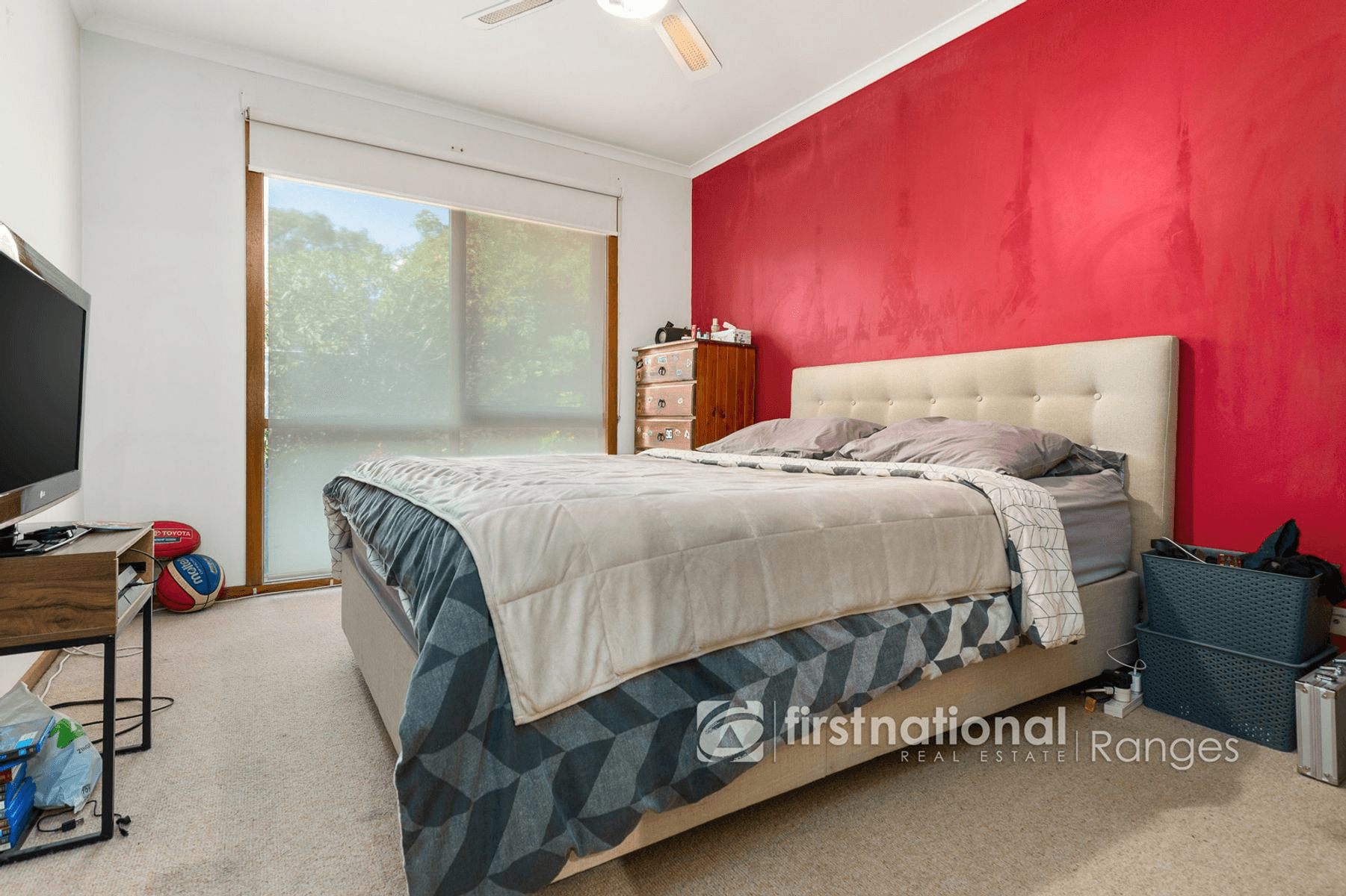 1/4 Veronica Street, FERNTREE GULLY, VIC 3156