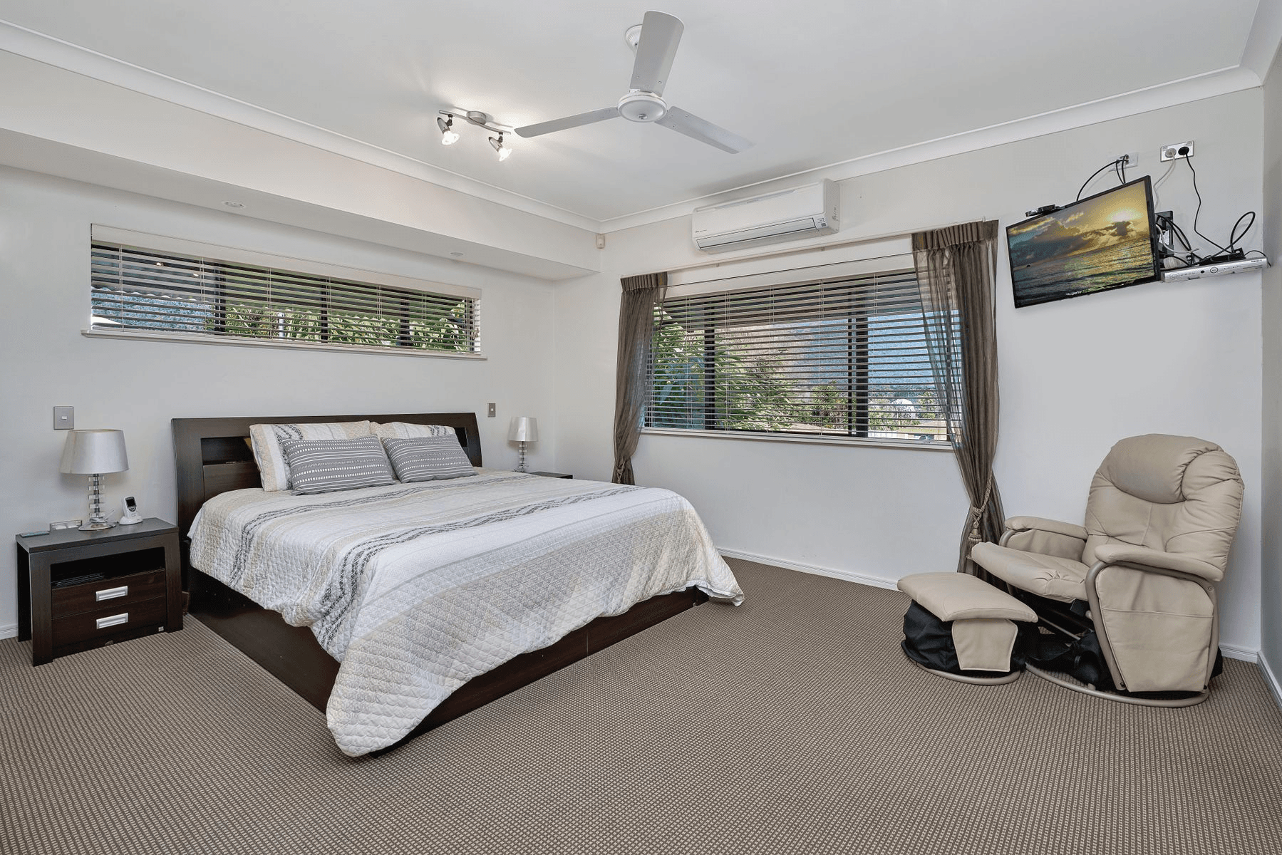 15 Saint Albans Close, BRINSMEAD, QLD 4870