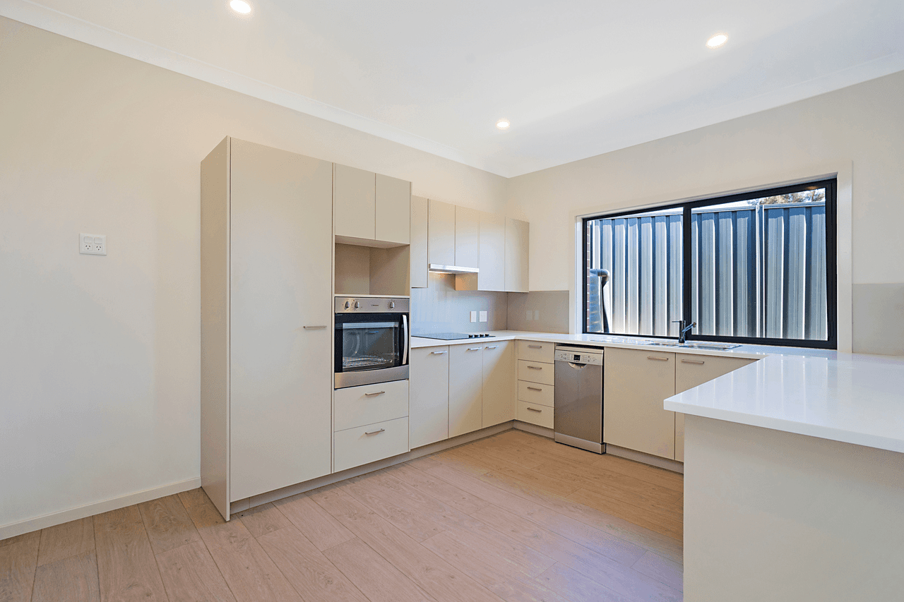 32/16 Collinson Street, TENAMBIT, NSW 2323