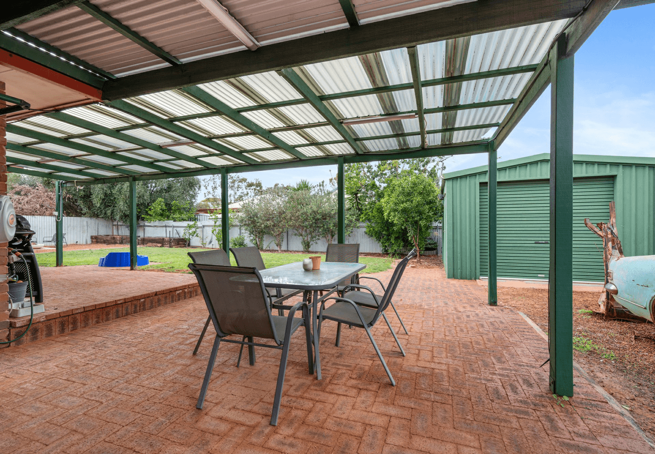 5 Tindals Cres, HANNANS, WA 6430