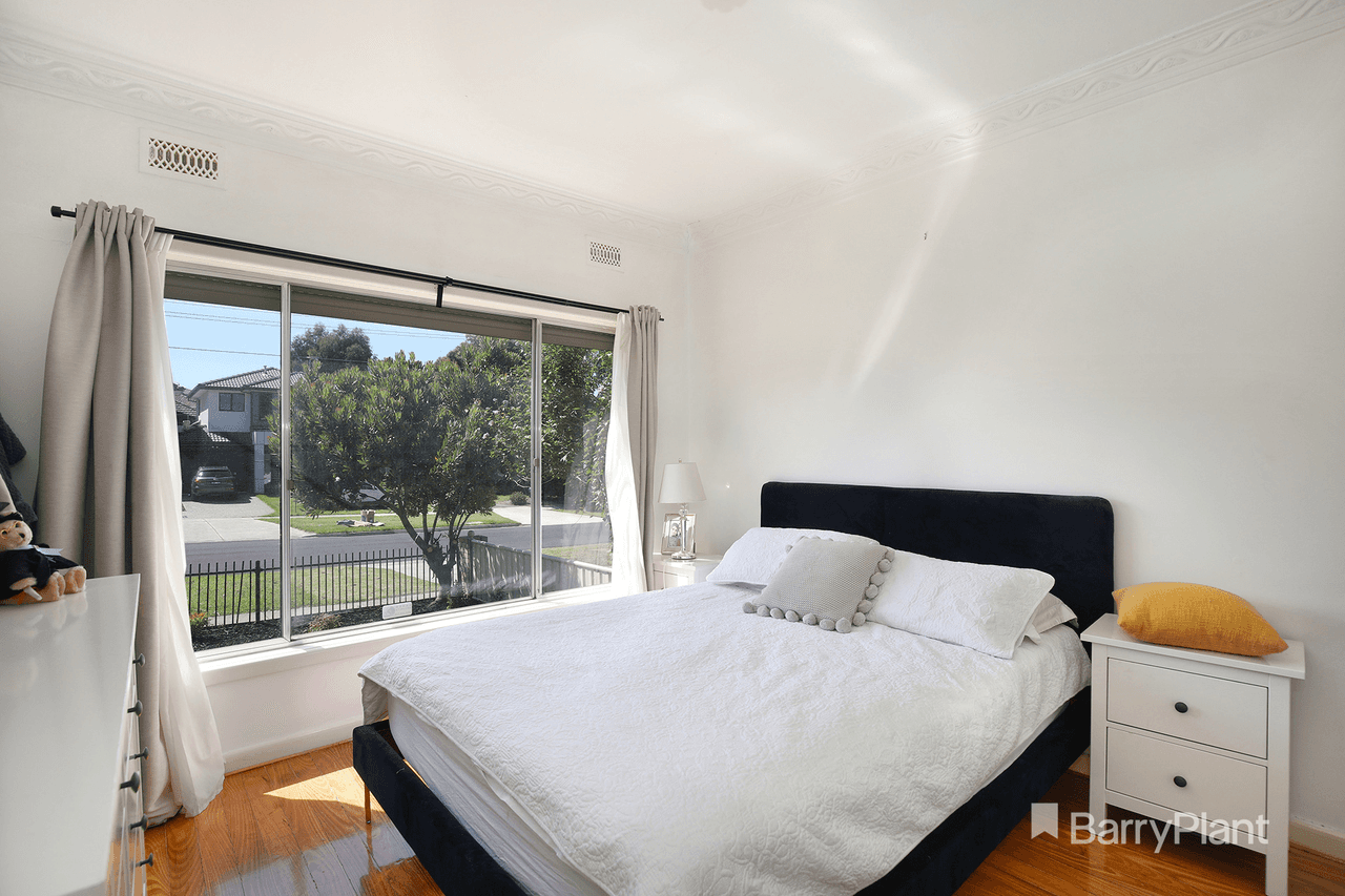 31 Chapman Avenue, Glenroy, VIC 3046