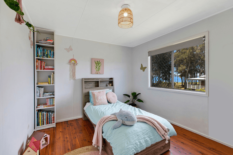 6 Adelaide Street, KILLARNEY VALE, NSW 2261