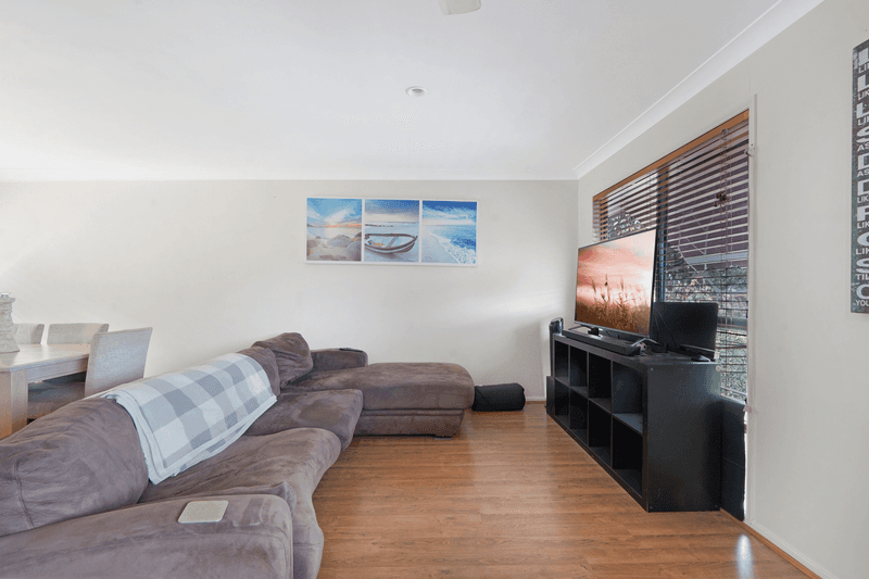 2058/6 Crestridge Crescent, OXENFORD, QLD 4210