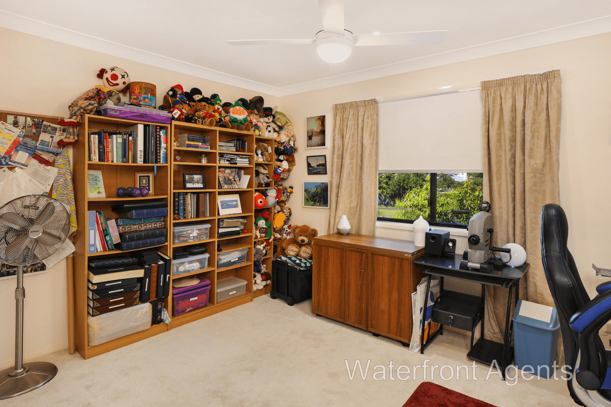 14 Mykonos Court, Kawana Island, QLD 4575