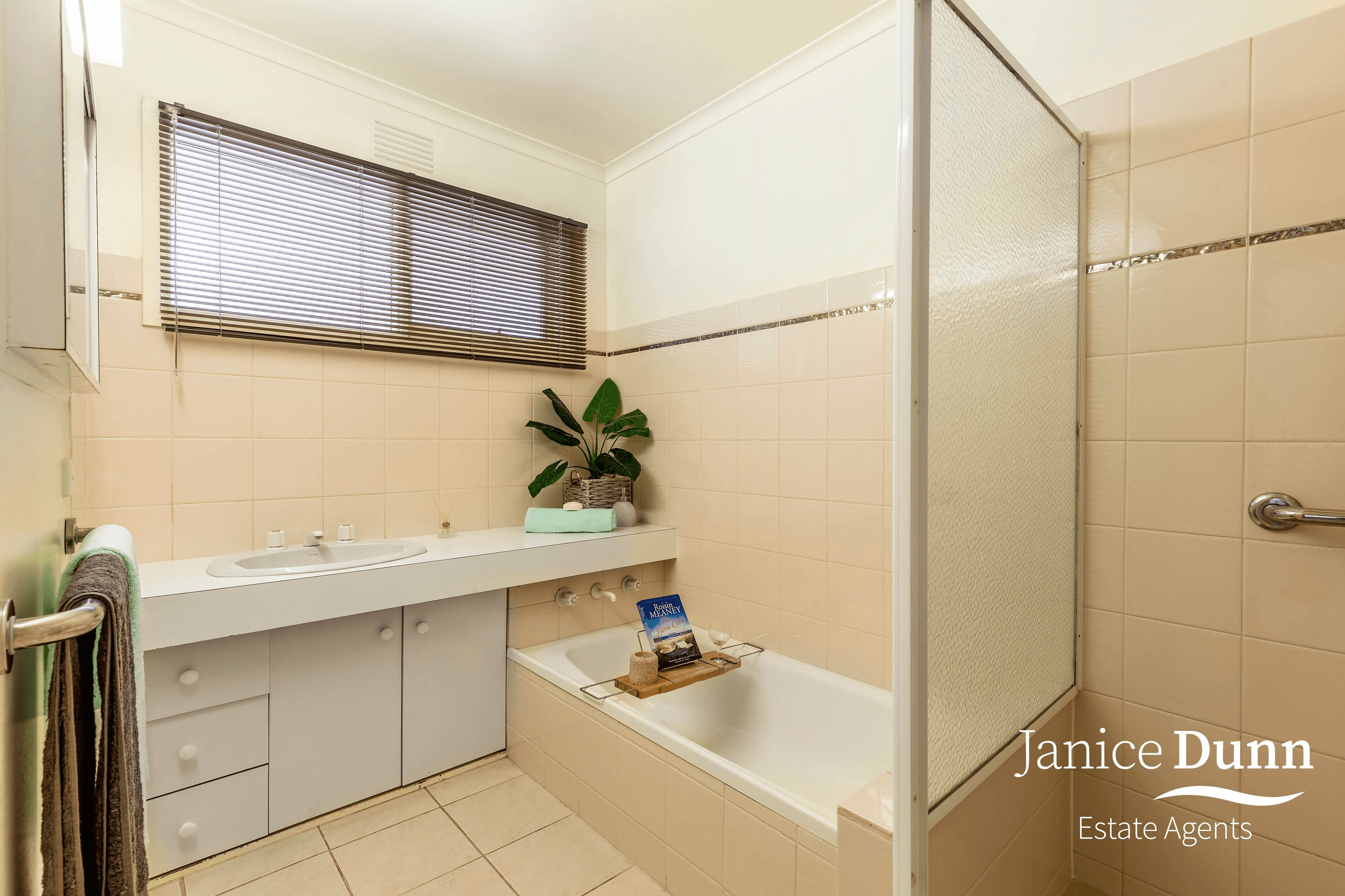 32 Marcus Road, Frankston South, VIC 3199